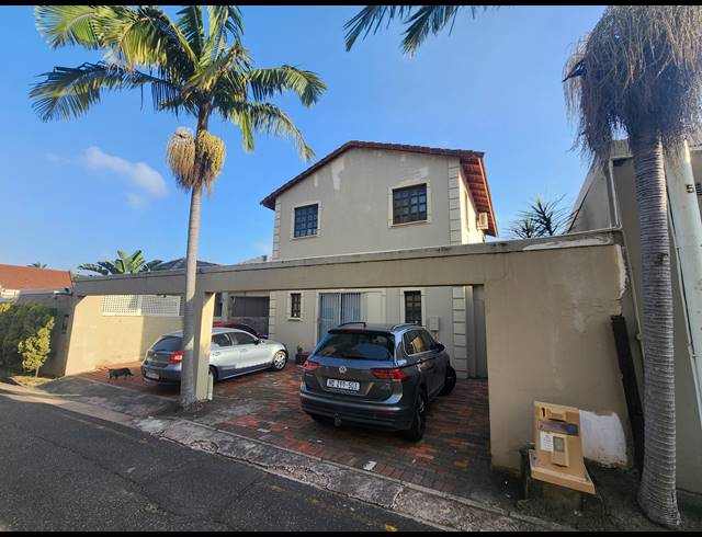 7 BEDROOM SECTIONAL TITLE FOR SALE IN MUSGRAVE